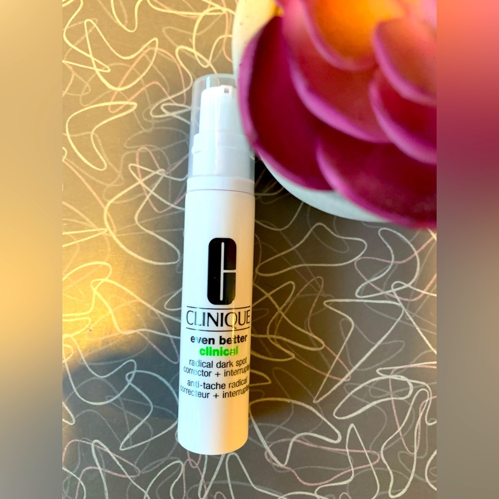 Clinique Even Better clinical radical dark spot corrected and interrupter